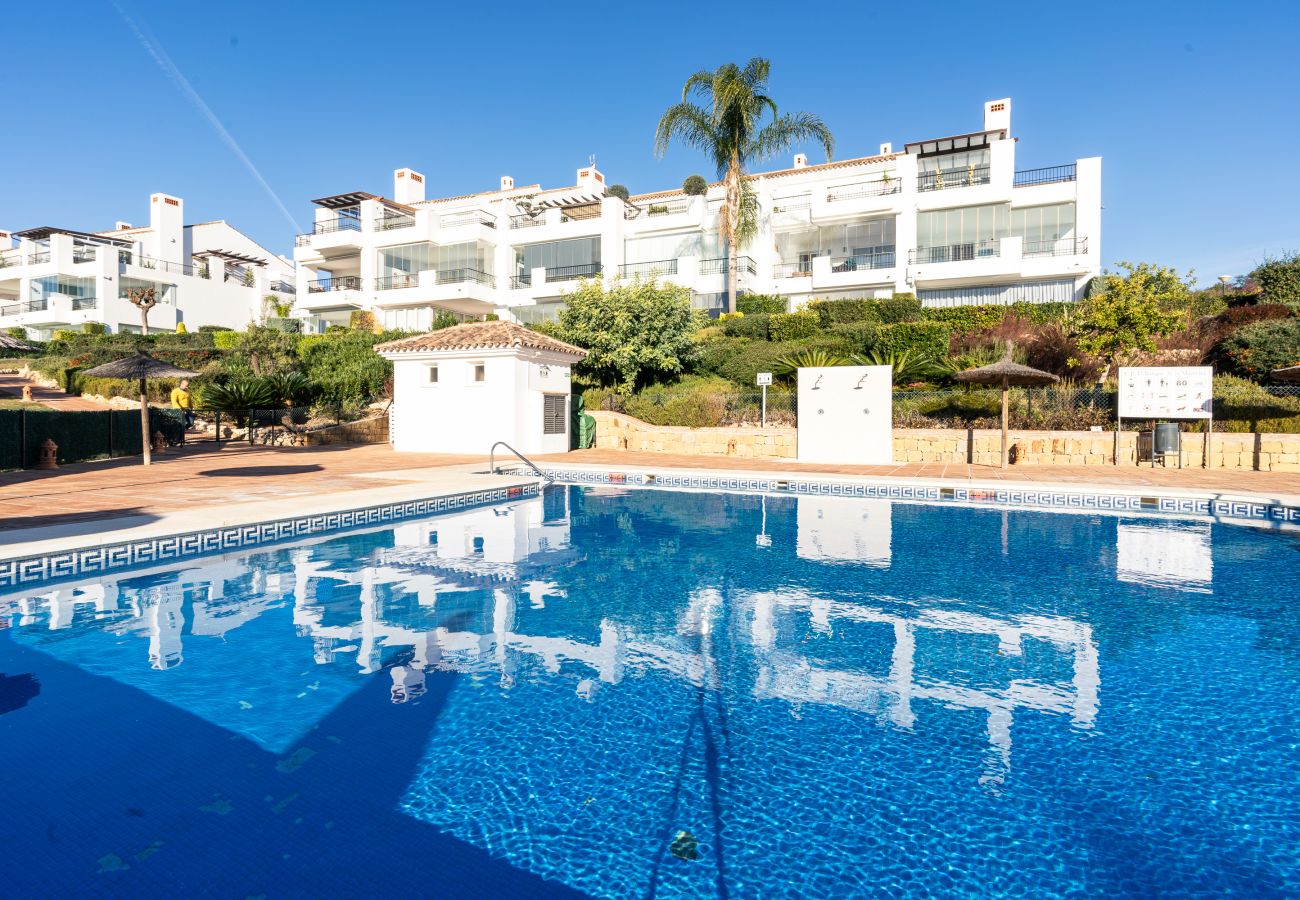 Apartment in Ojen - El Bosque de la Mairena