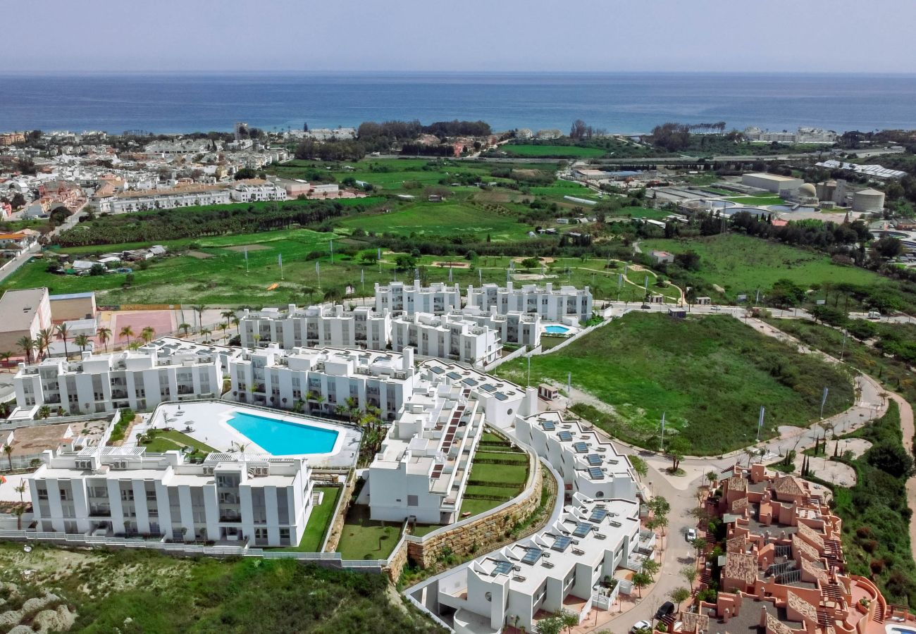 Apartment in Estepona - LM322B- Newly built apartment with sea views