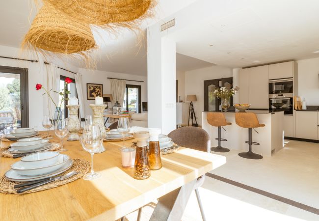 Villa in Marbella - Villa Rosario - luxury villa with private pool near Marbella Villa in Marbella - Villa Rosario - luxury villa with private pool near Marbella