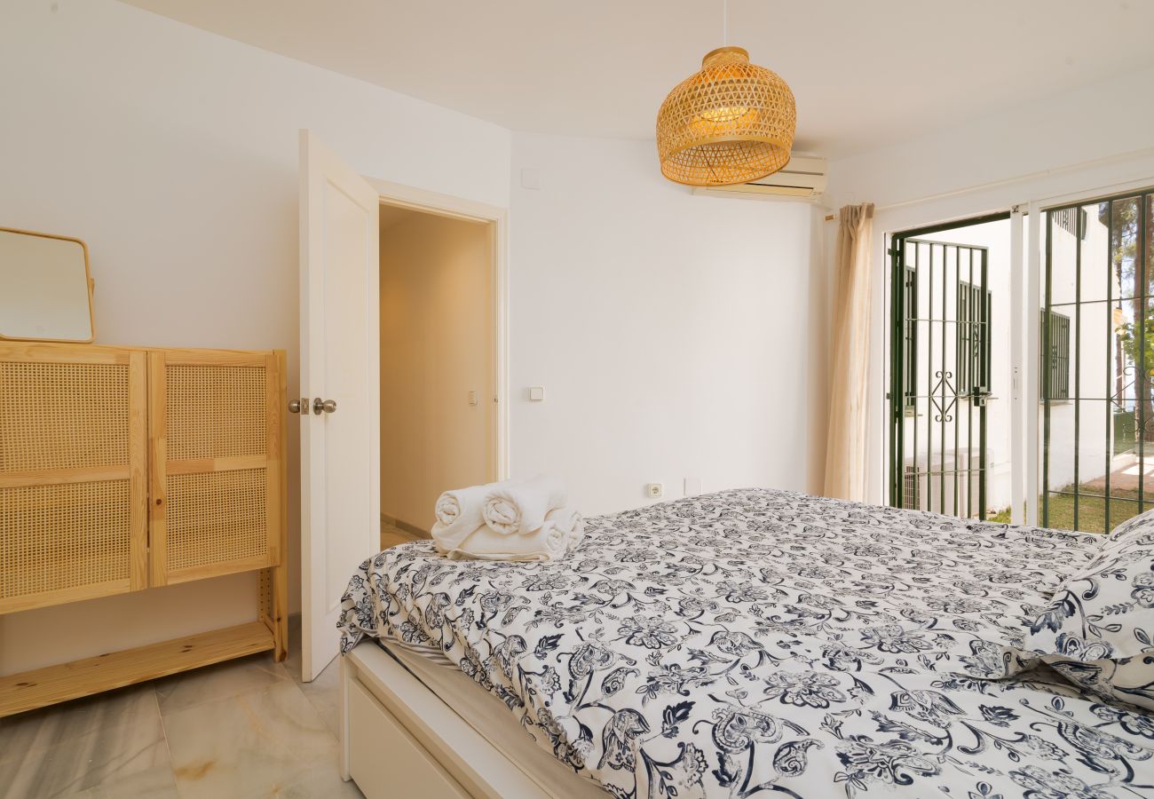 Apartment in Mijas Costa - Mirador de Calahonda - ground floor apartment with stunning sea views