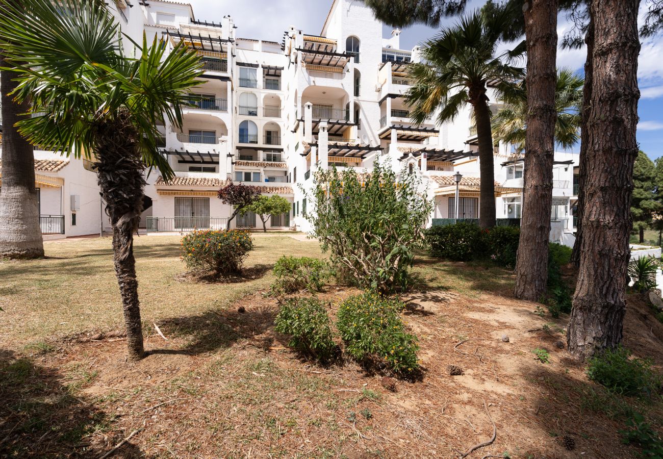 Apartment in Mijas Costa - Mirador de Calahonda - ground floor apartment with stunning sea views