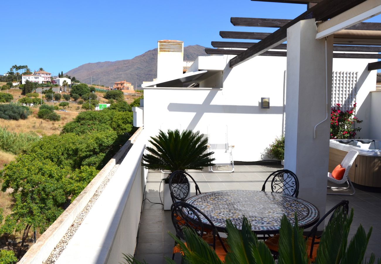 Apartment in Estepona - RSH14A 