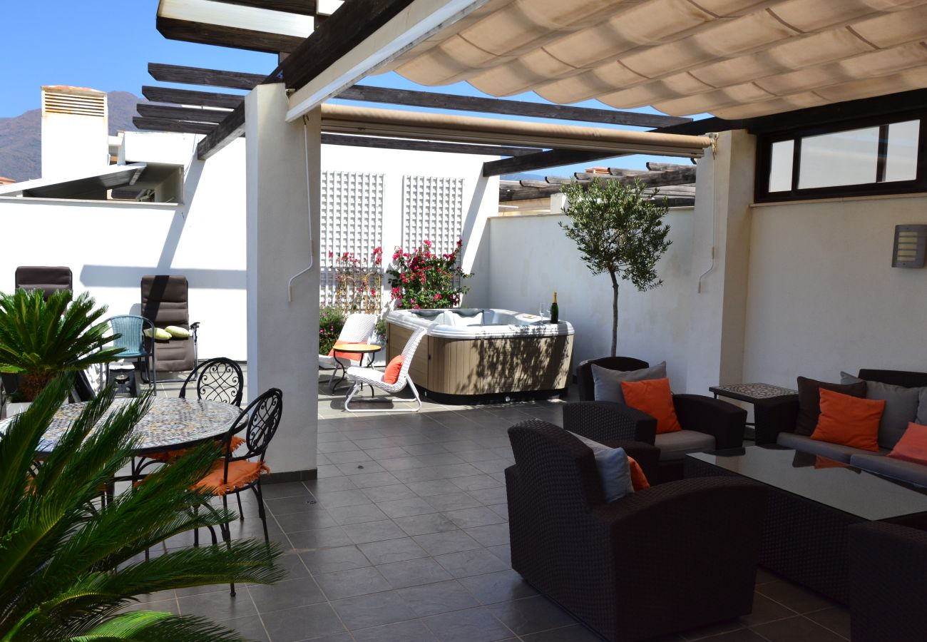 Apartment in Estepona - RSH14A 