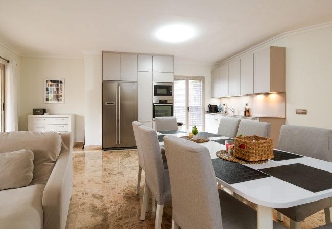  in San Pedro de Alcántara - Los Jazmines - spacious four bedroom apartment San Pedro de Alcántara