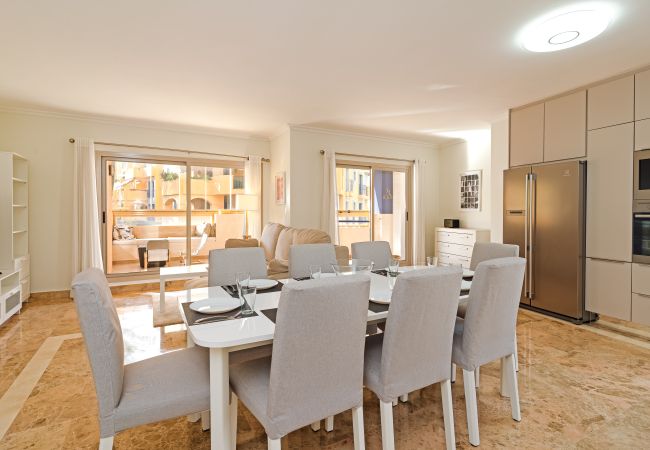 Apartment in San Pedro de Alcántara - Los Jazmines - spacious four bedroom apartment San Pedro de Alcántara Apartment in San Pedro de Alcántara - Los Jazmines - spacious four bedroom apartment San Pedro de Alcántara