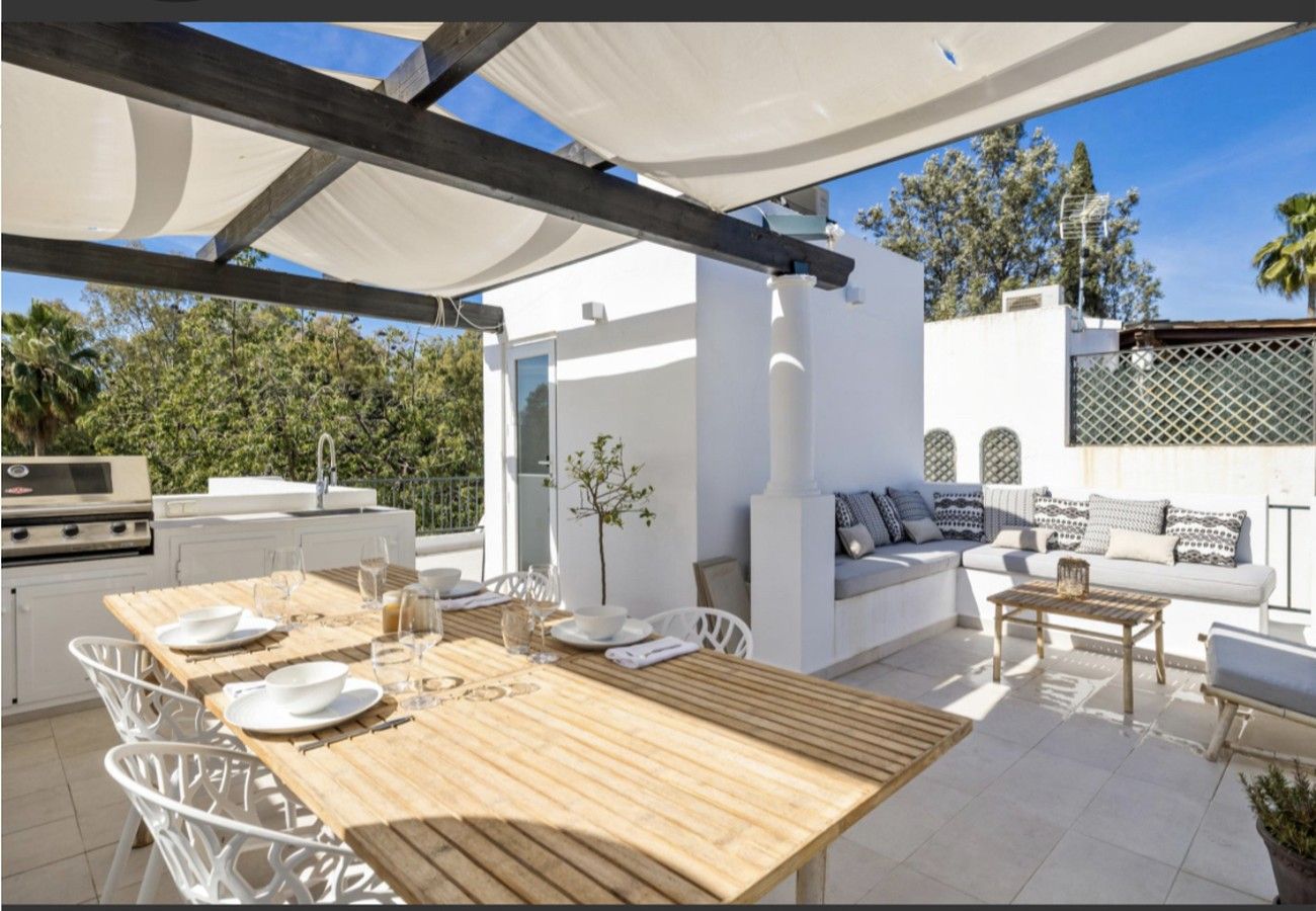 Townhouse in Nueva andalucia - SE8 - Stylish townhouse with rooftop terrace