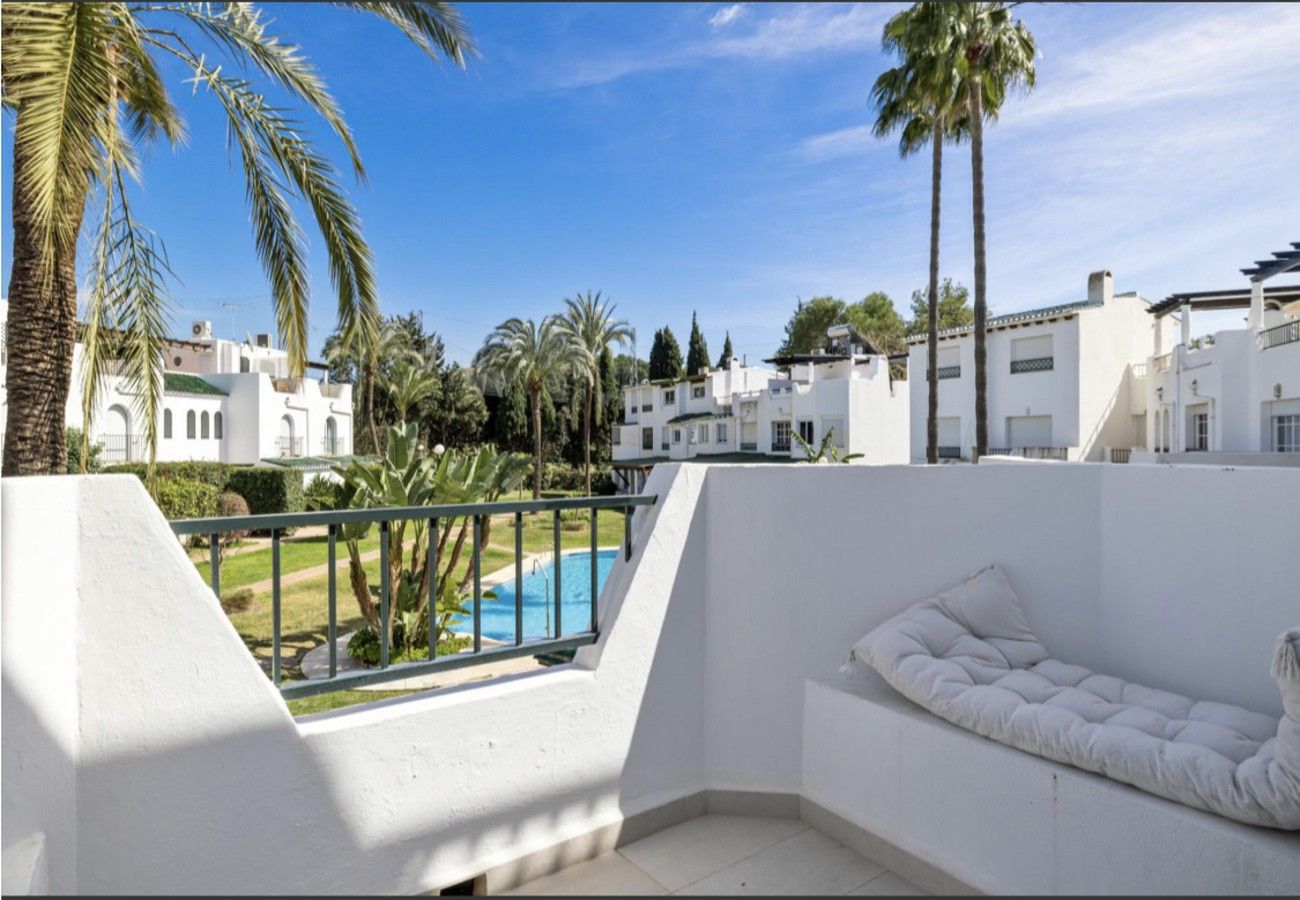 Townhouse in Nueva andalucia - SE8 - Stylish townhouse with rooftop terrace