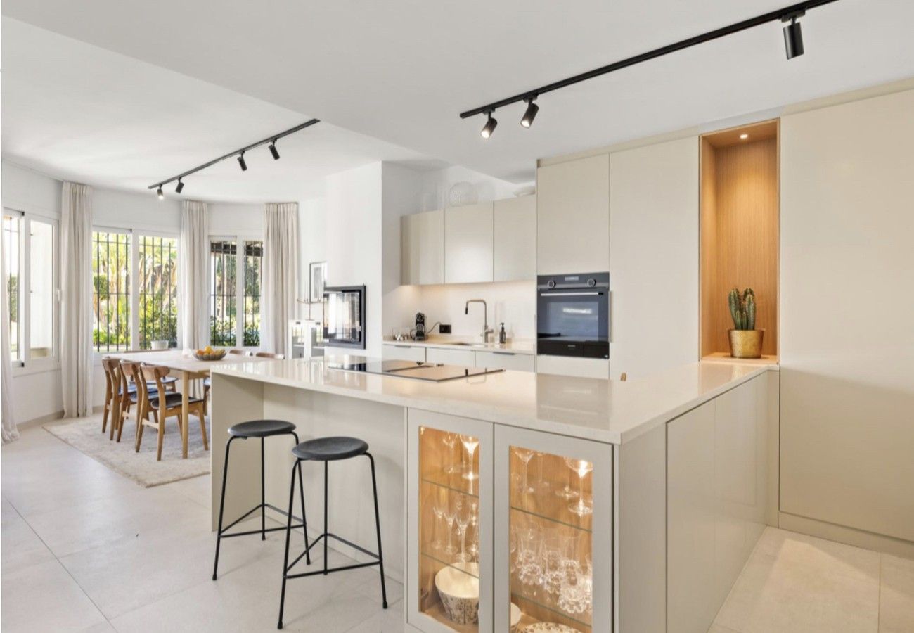 Townhouse in Nueva andalucia - SE8 - Stylish townhouse with rooftop terrace