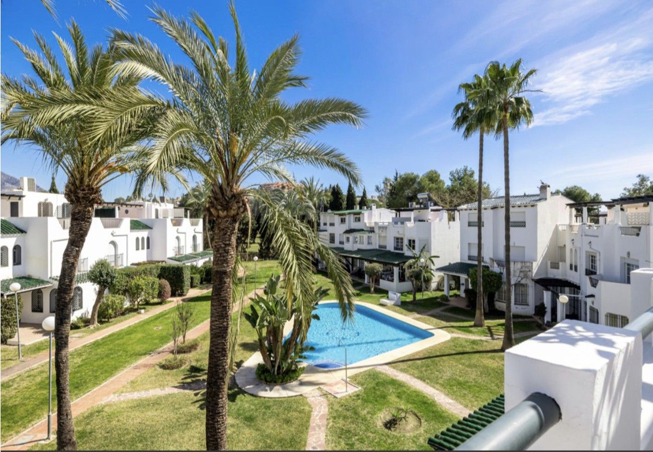Townhouse in Nueva andalucia - SE8 - Stylish townhouse with rooftop terrace