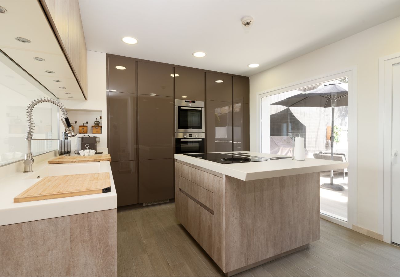 Townhouse in Ojen - Casa Munich-Breathtaking 180º Sea Views