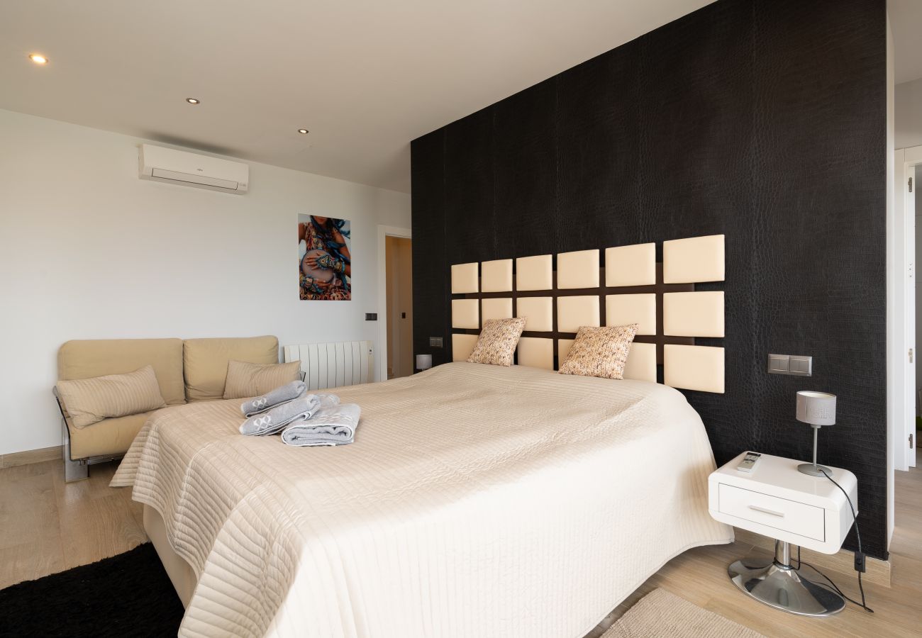 Townhouse in Ojen - Casa Munich-Breathtaking 180º Sea Views