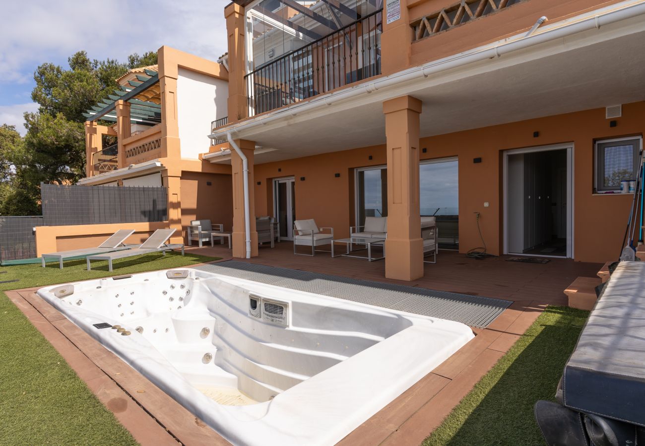 Townhouse in Ojen - Casa Munich-Breathtaking 180º Sea Views