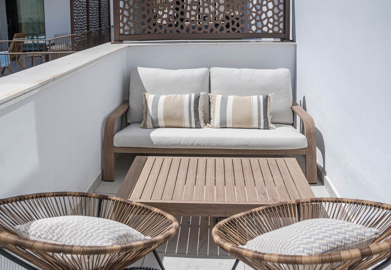 Apartment in Estepona - LMEA2.0A - Luxury Apt - Pool View & Walk to All 