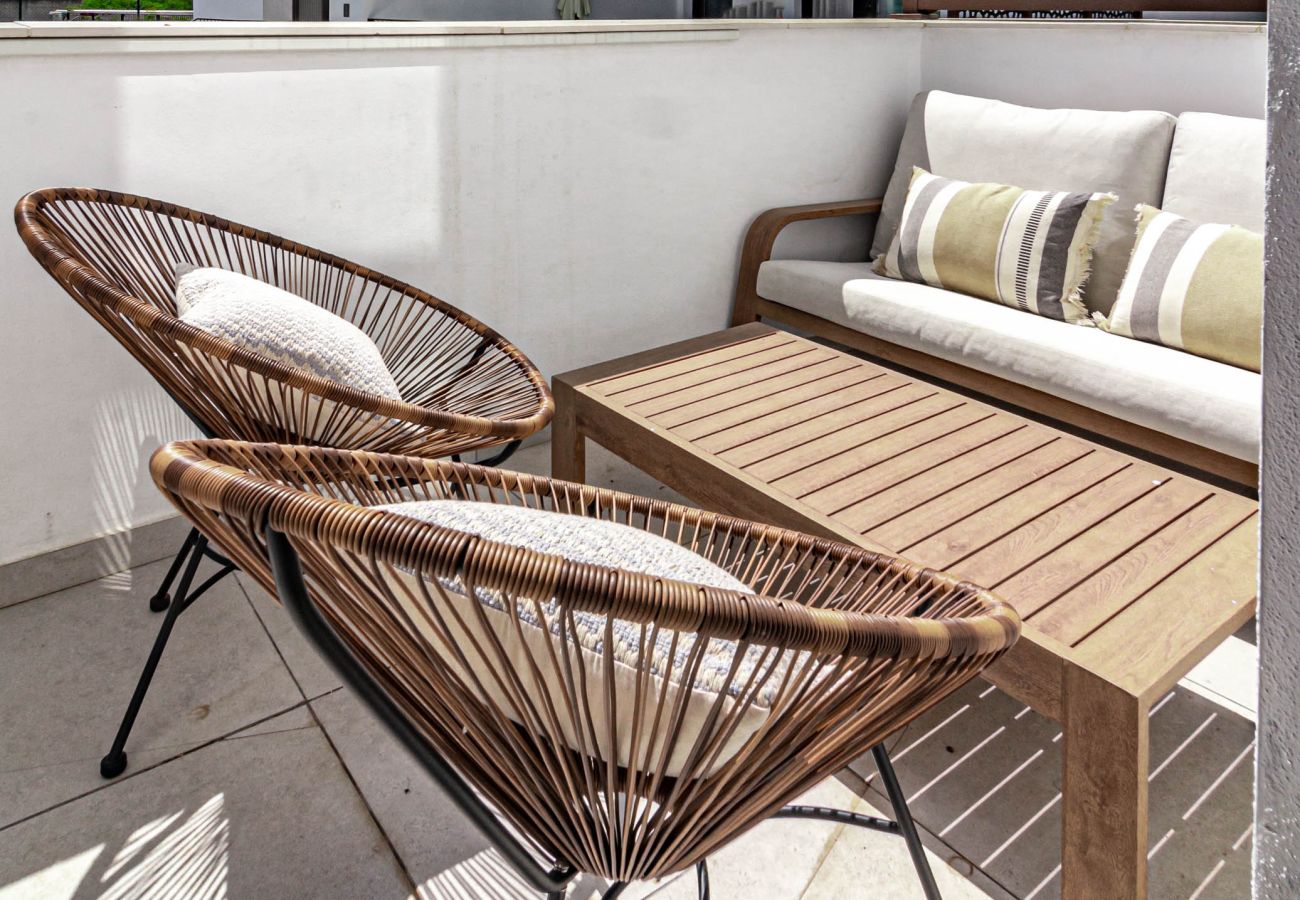 Apartment in Estepona - LMEA2.0A - Luxury Apt - Pool View & Walk to All 