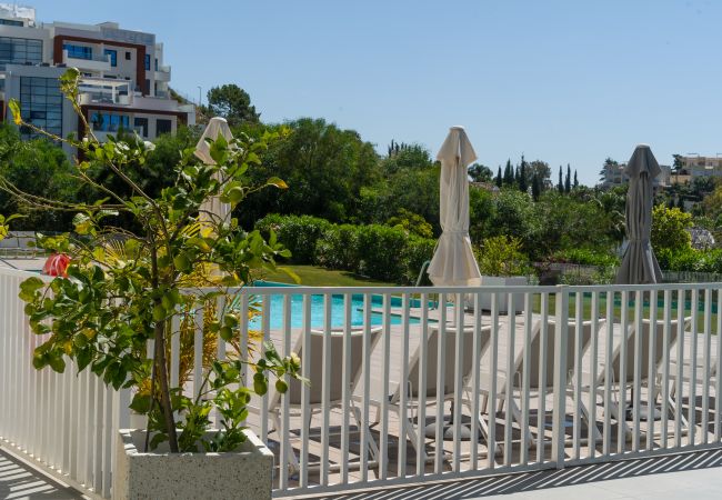 Apartment in Benahavís - Aqualina de Madeira by Time & Home - modern oasis with private pool Apartment in Benahavís - Aqualina de Madeira by Time & Home - modern oasis with private pool