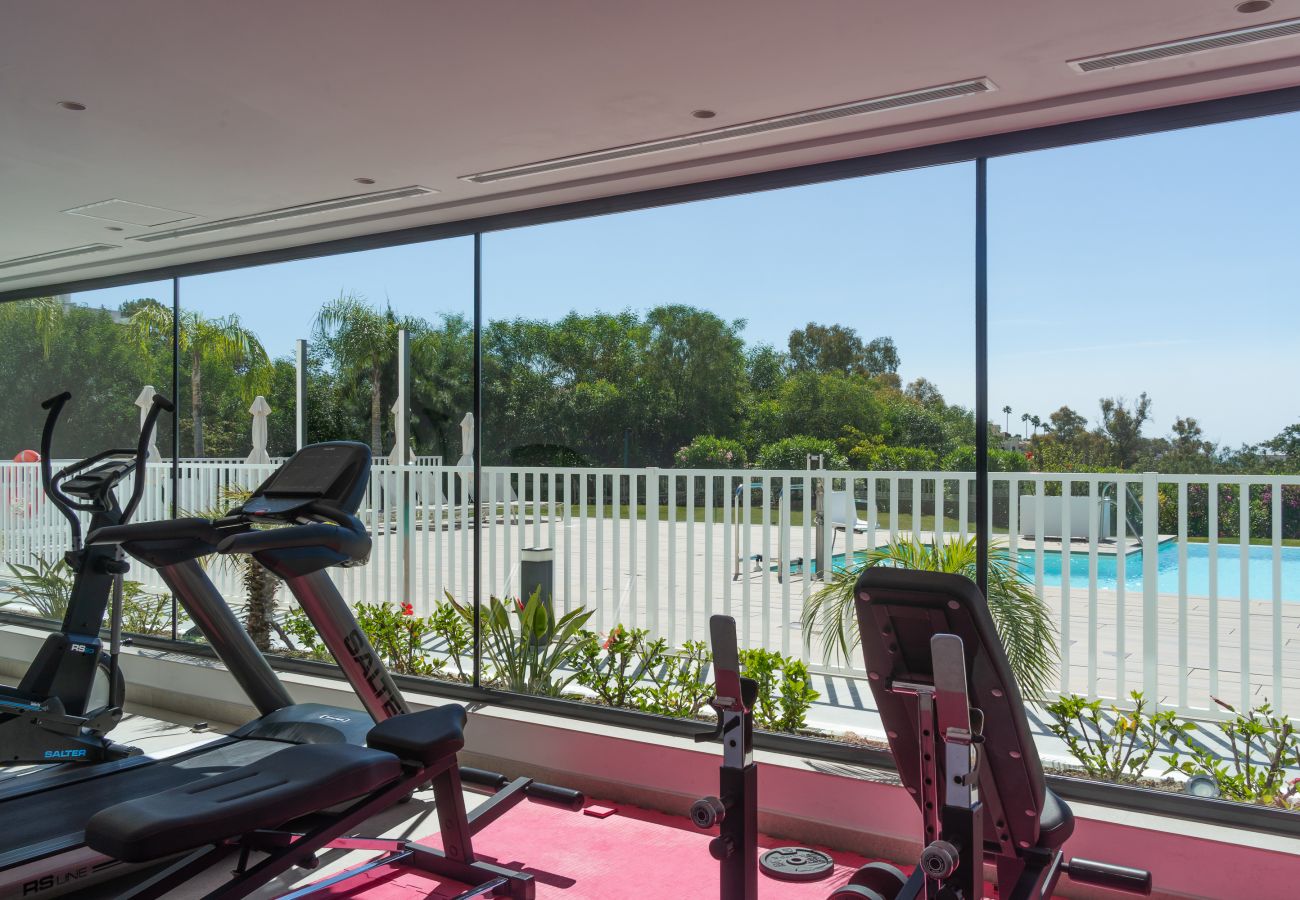 Apartment in Benahavís - Aqualina de Madeira by Time & Home - modern oasis with private pool