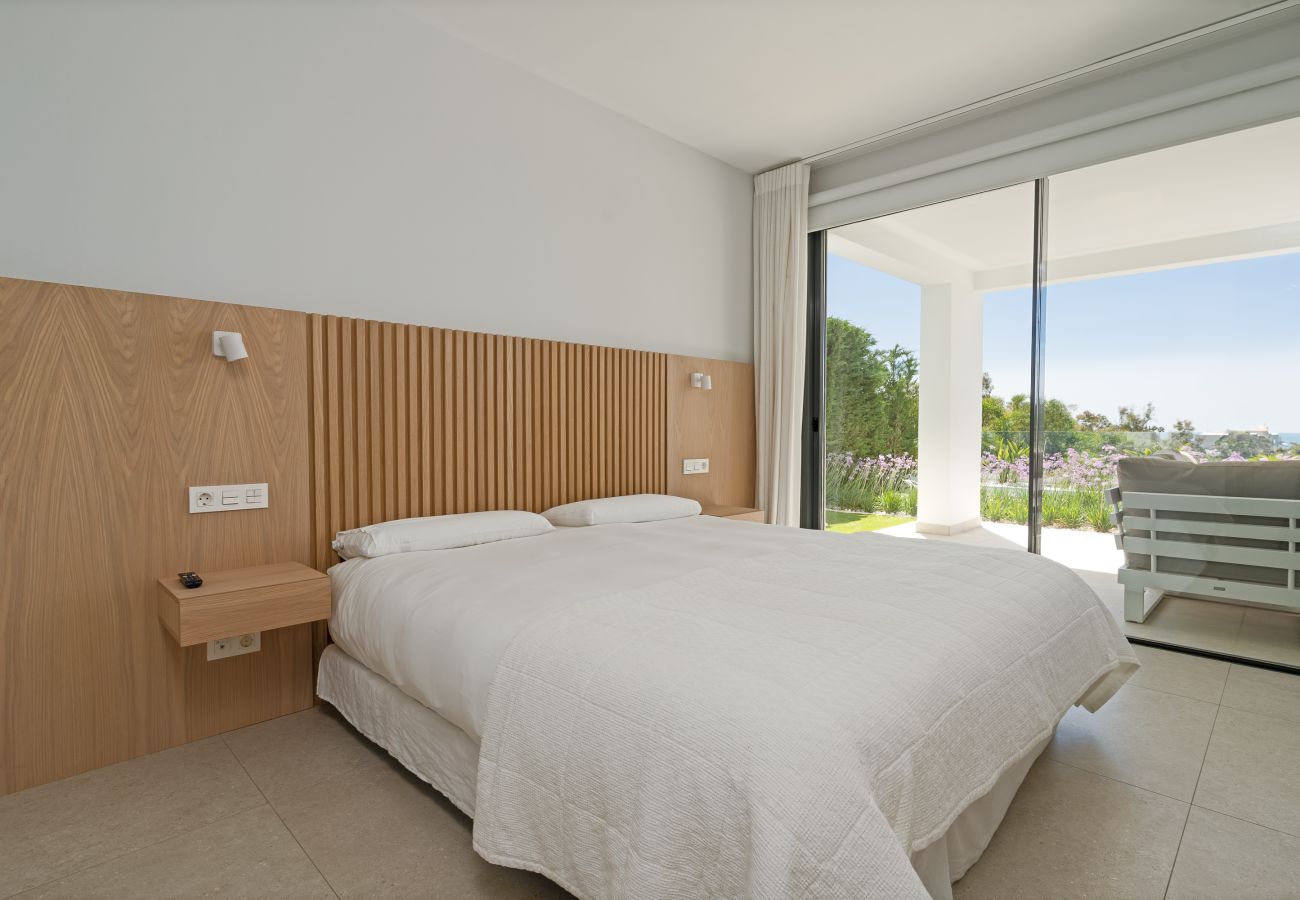 Apartment in Benahavís - Aqualina de Madeira by Time & Home - modern oasis with private pool