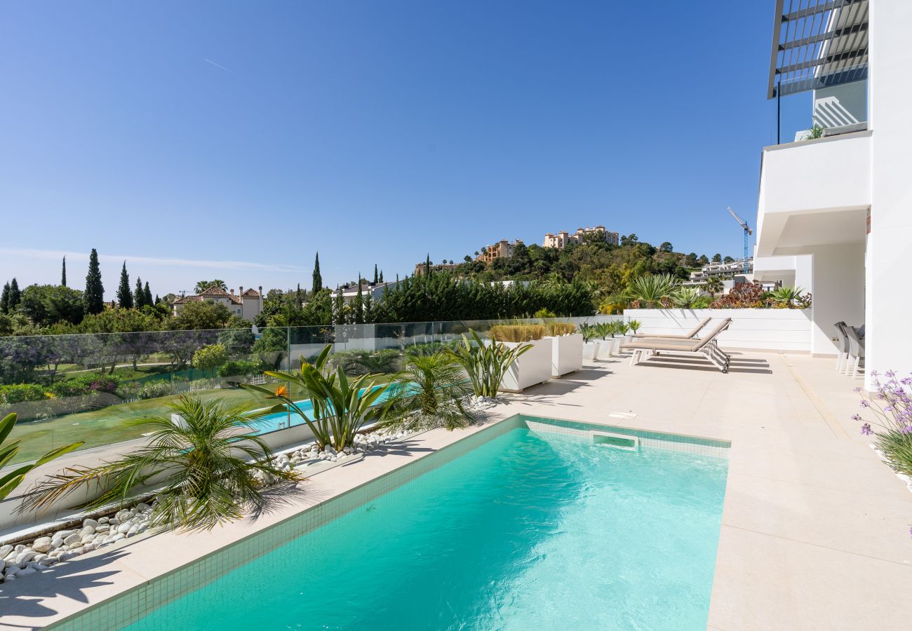 Apartment in Benahavís - Aqualina de Madeira by Time & Home - modern oasis with private pool