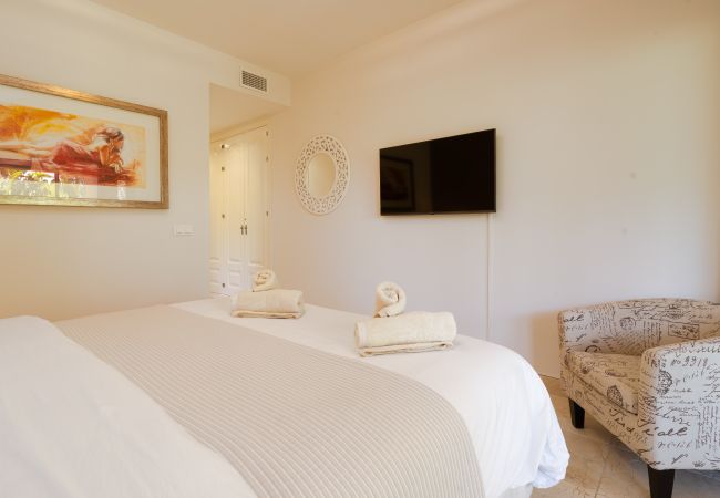 Apartment in Benahavís - Benatalaya golf views by Time & Home Apartment in Benahavís - Benatalaya golf views by Time & Home