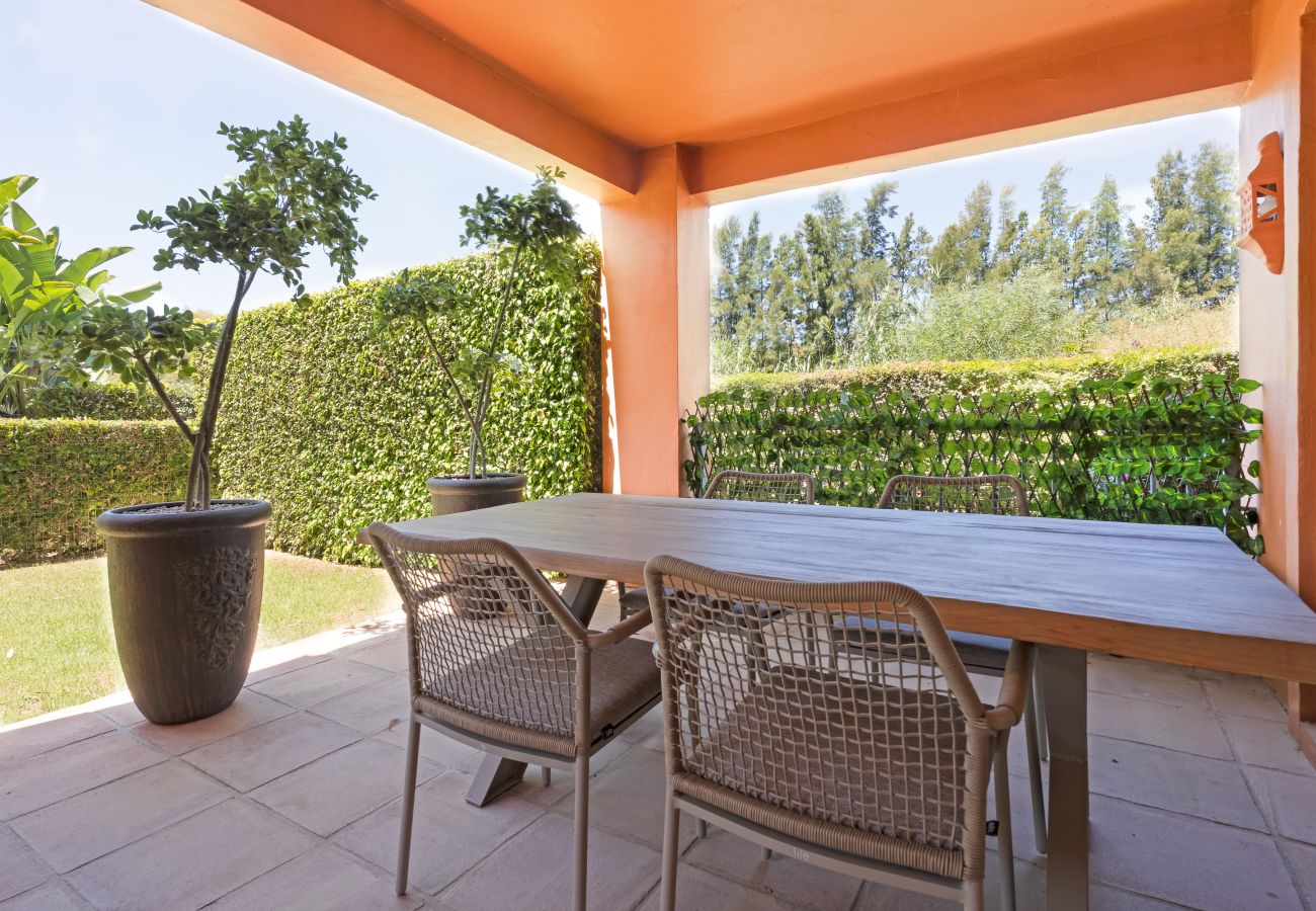 Apartment in Benahavís - Benatalaya golf views by Time & Home